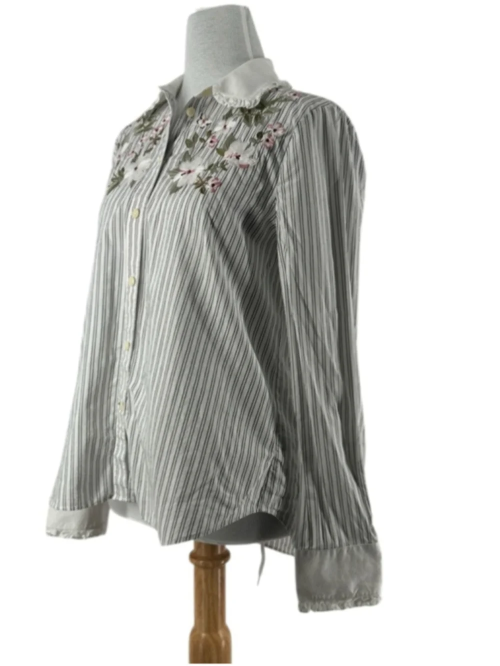 Kate Spade button front Ruffle Striped Embroidered Shirt preppy soft girl sz sm